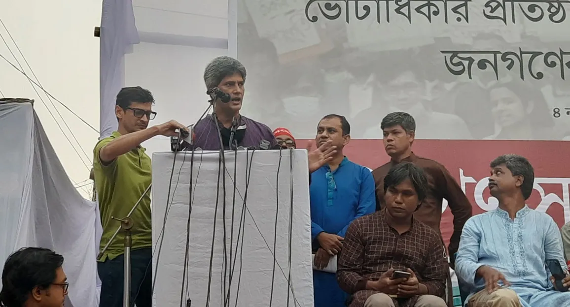 নতুন রাজনৈতিক বন্দোবস্ত ছাড়া দেশ আরও বিপর্যয়ের দিকে যাবে : সাকি