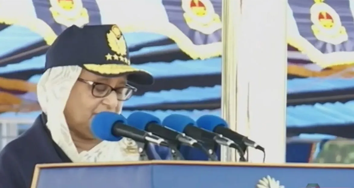 দেশের জনগণের প্রতি দায়িত্ববোধ থাকতে হবে: প্রধানমন্ত্রী