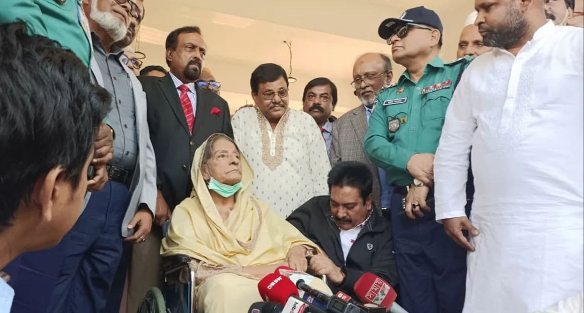 জিএম কাদেরের সঙ্গে বৈঠকে বসব, দলের ঐক্য চাই : রওশন এরশাদ