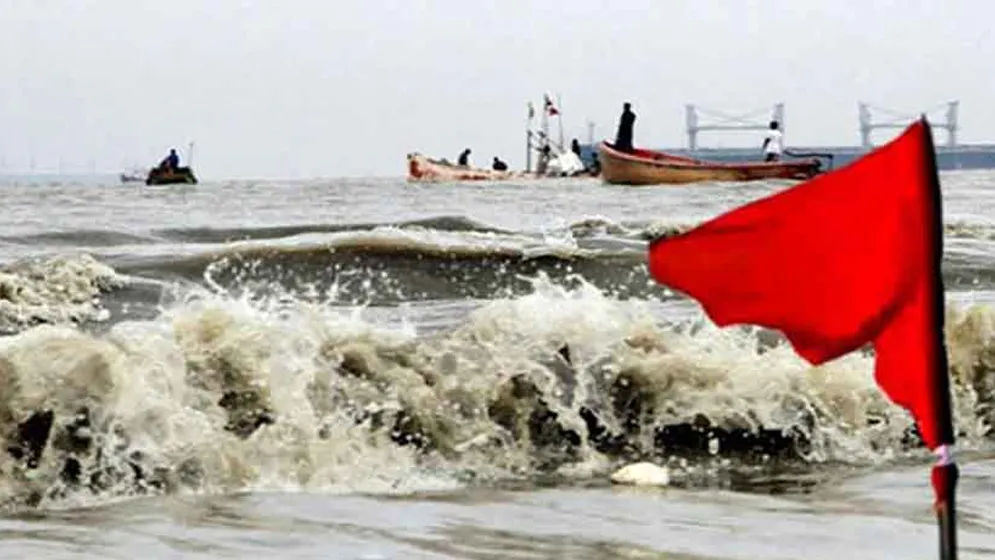 সাগরে লঘুচাপ, বন্দরে সতর্ক সংকেত