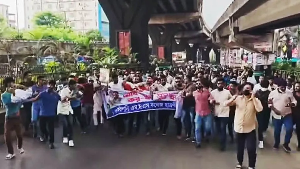 ৭০ জনকে গ্রেপ্তার করেছে সিএমপি