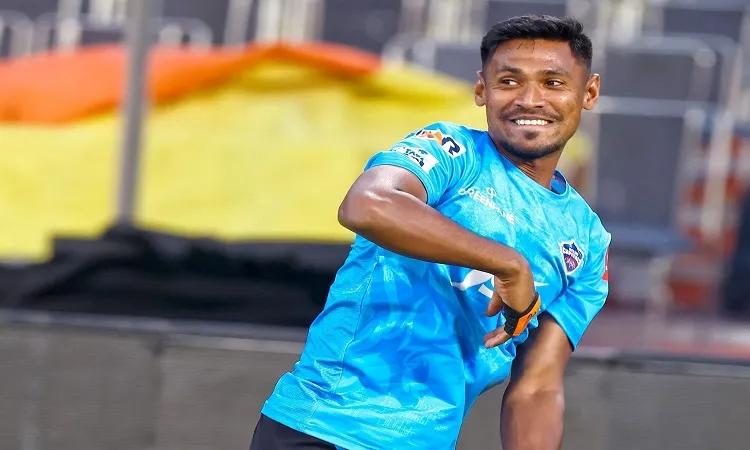 ব্যাটিংয়ে দিল্লি,একাদশে মুস্তাফিজ