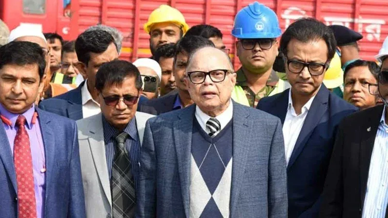 চালের দাম বাড়ার আর সুযোগ দেব না, বরং কমবে: খাদ্য উপদেষ্টা