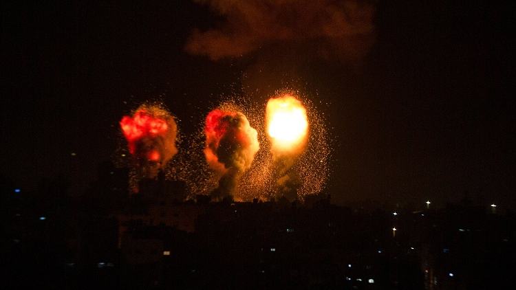 Israel carries out air strikes on Gaza Strip