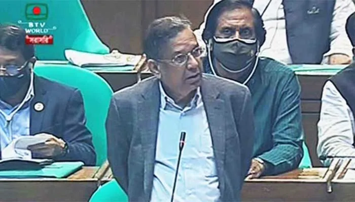 বিমান ও নৌবাহিনীর আধুনিকায়নের পরিকল্পনা রয়েছে: আইনমন্ত্রী
