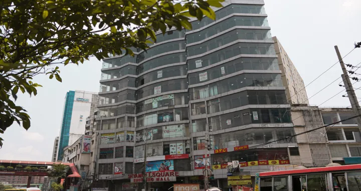 আজ ঢাকার যেসব স্থানে দোকান ও মার্কেট বন্ধ