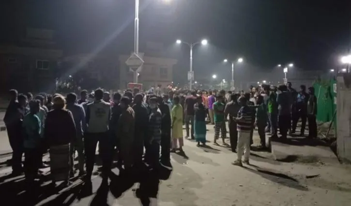 গোপালগঞ্জে মেডিকেল কলেজ ও বিশ্ববিদ্যালয় শিক্ষার্থীদের মধ্যে সংঘর্ষ, আহত ২৫