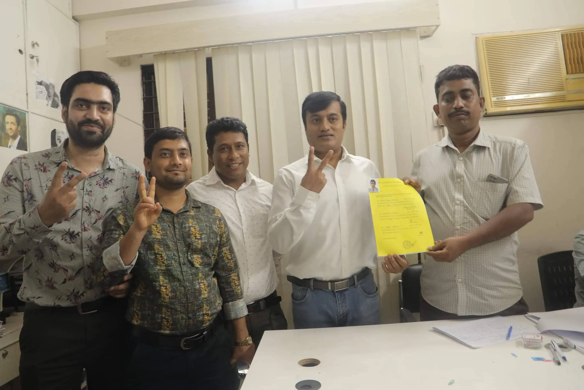 ই-ক্যাবের নির্বাচনে মনোনয়নপত্র জমা দিলেন আব্দুল আজিজ