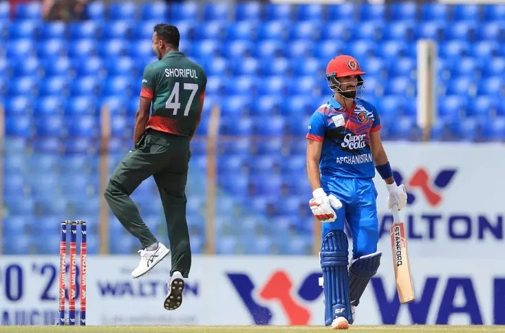 ৮৯ রানেই ৮ উইকেট হারাল আফগানিস্তান