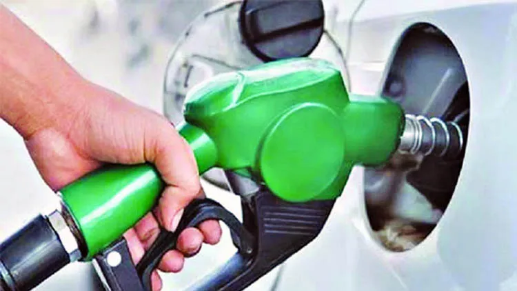 বাজার নিয়ন্ত্রণে ১৩ ধরনের জ্বালানি তেলে কর কমছে
