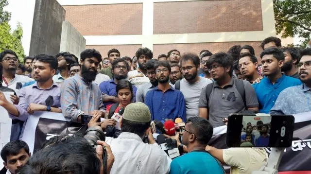ফারদিন হত্যা : সুষ্ঠু তদন্ত ও বিচার দাবি করলেন বুয়েট শিক্ষার্থীরা