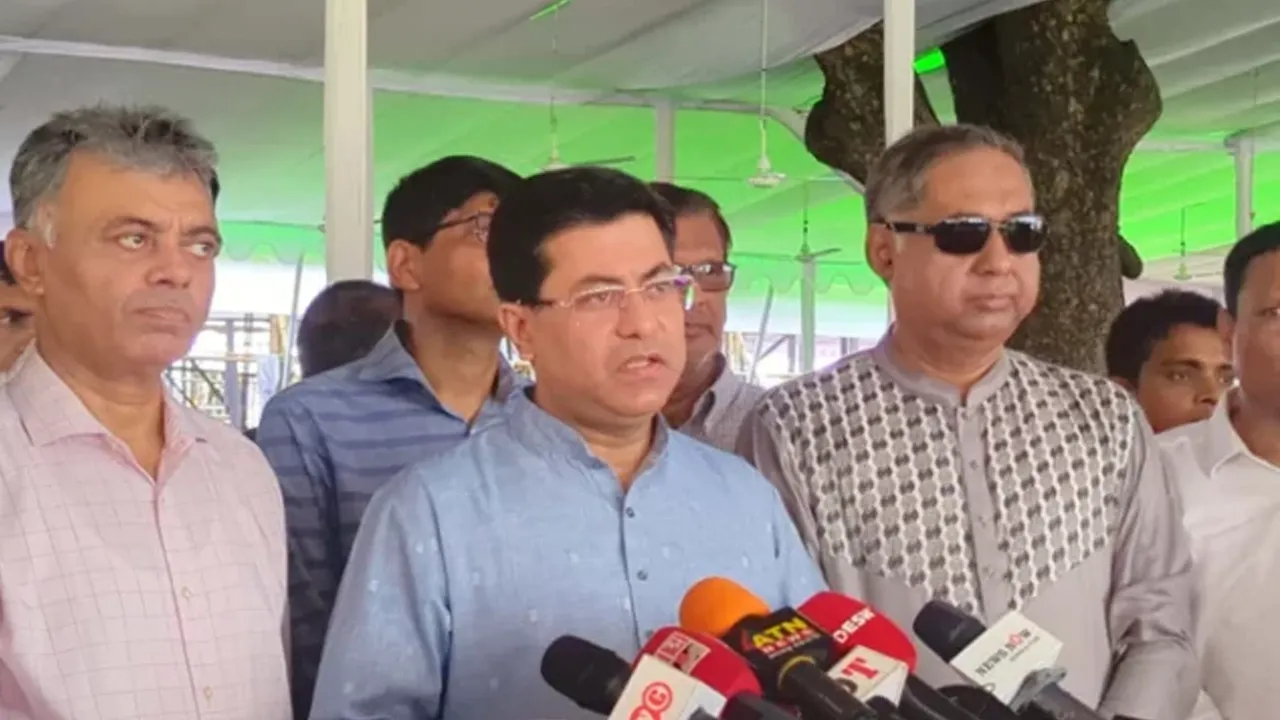 ২৪ ঘণ্টার মধ্যে কোরবানির পশুর বর্জ্য অপসারণ : মেয়র তাপস