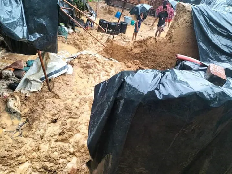টেকনাফে দেওয়ালচাপায় একই পরিবারের ৪ জনের মৃত্যু