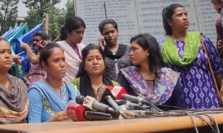 সুষ্ঠু তদন্ত না হলে আমরণ অনশন : ইডেন ছাত্রলীগের বহিষ্কৃতরা