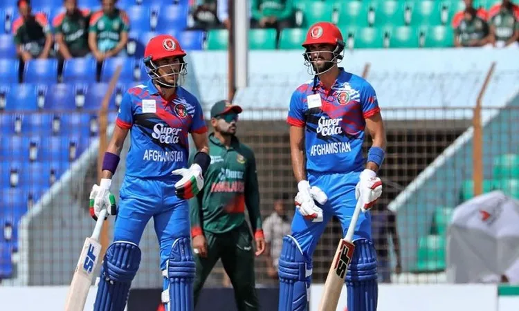 জোড়া সেঞ্চুরিতে আফগানদের বড় সংগ্রহ