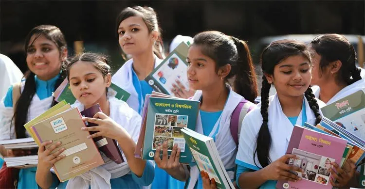 তীব্র গরমে প্রাথমিক-মাধ্যমিকে অনলাইনে ক্লাস চালুর চিন্তা