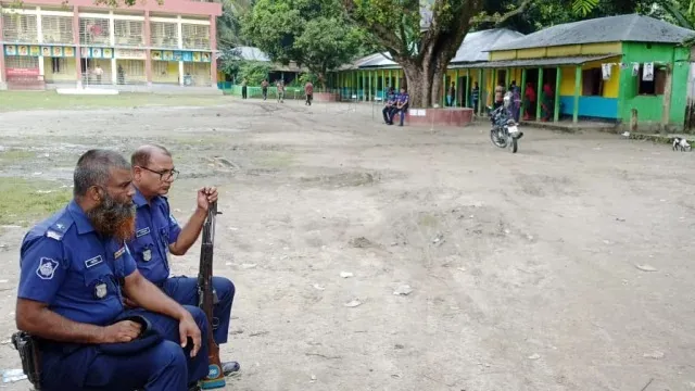 গাইবান্ধা-৫ উপনির্বাচনে ৪৩ কেন্দ্রে ভোটগ্রহণ স্থগিত