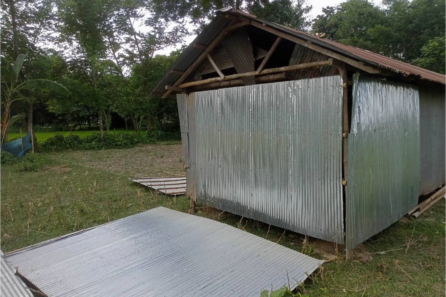 চাঁদা না পেয়ে প্রবাসীর জমি দখলের অভিযোগ