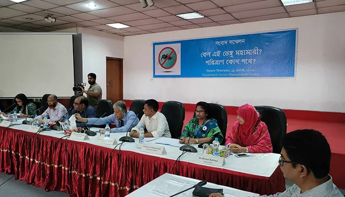 ডেঙ্গু নিয়ন্ত্রণে স্থানীয় সরকার ব্যর্থ, বললেন কীটতত্ত্ববিদেরা