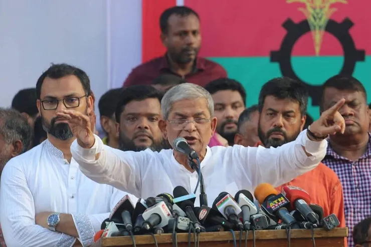 নতুন বাংলাদেশ গড়ে তুলতে হবে : মির্জা ফখরুল