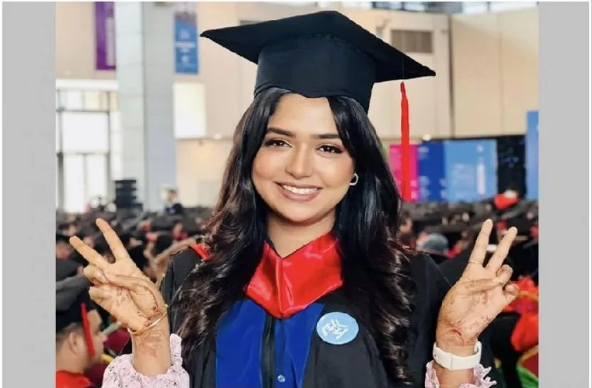 জনপ্রিয় অভিনেত্রী সুমাইয়া হিমি এখন গ্র্যাজুয়েট