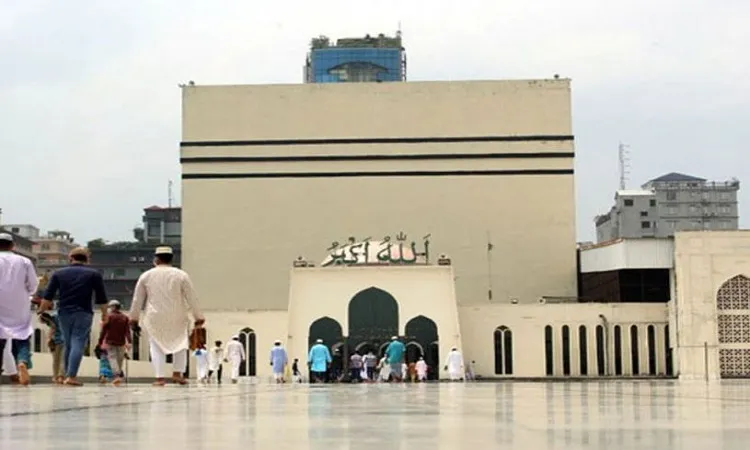 বায়তুল মোকাররমে ঈদুল আজহার ৫ জামাত