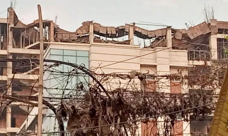 পরমাণু গবেষণা কেন্দ্রের ভবনে ধসে আহত ১৬