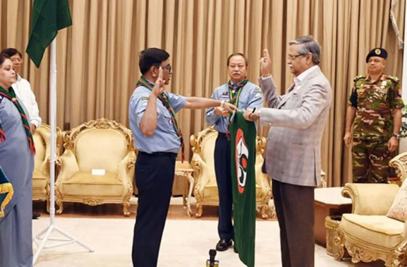 প্রধান স্কাউট’র দীক্ষা নিলেন রাষ্ট্রপতি মো. সাহাবুদ্দিন