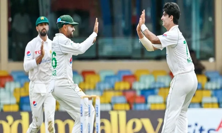 পাক বোলারদের দাপটে ১৬৬ রানেই অলআউট শ্রীলঙ্কা