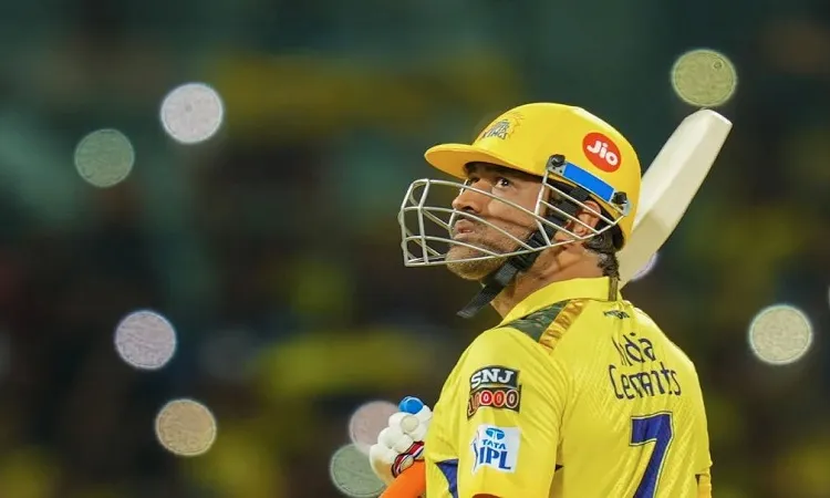 নিষিদ্ধ হতে পারেন ধোনি