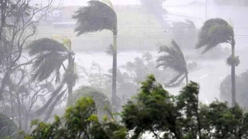 দুপুর ১টার মধ্যে ঢাকাসহ ১৩ অঞ্চলে ঝোড়ের আভাস