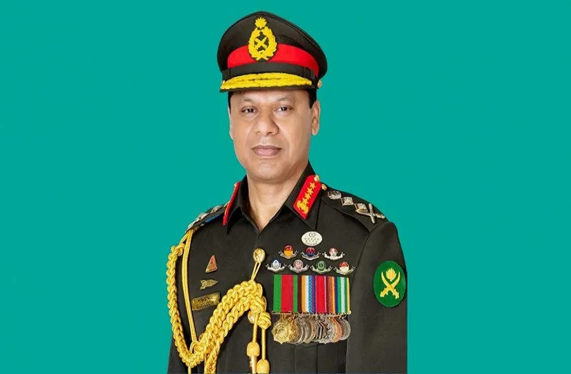 গাম্বিয়া সফর শেষে দেশে ফিরলেন সেনাপ্রধান