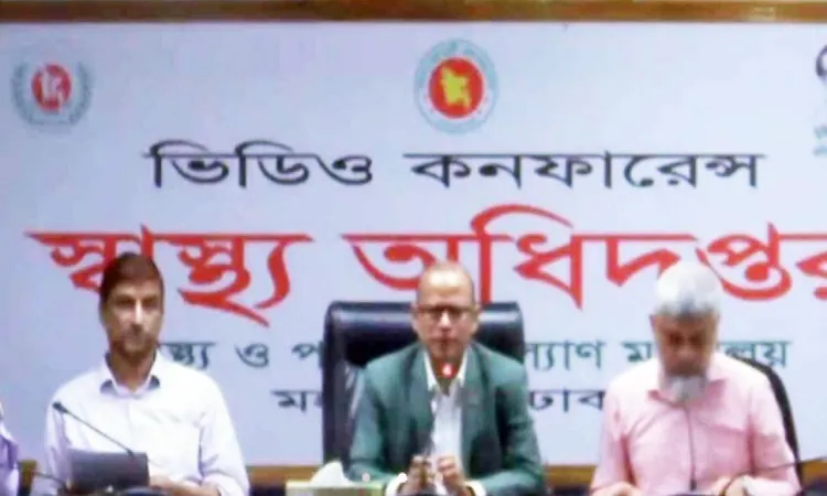 ডেঙ্গু আক্রান্ত কোনো রোগীকে ঢাকায় স্থানান্তর না করার নির্দেশ