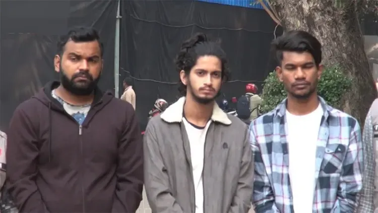 জুয়ার প্রচারণার অভিযোগে ইউটিউবার গ্রেপ্তার