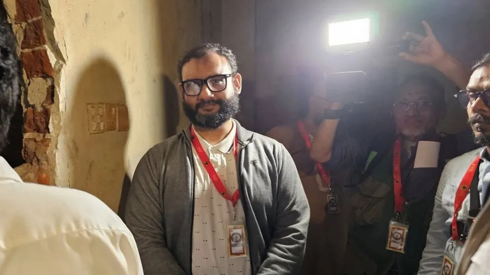 আয়নাঘরে‘আরমানের’গল্প পাঠ্যপুস্তকে চান ফাহাম আবদুস সালাম