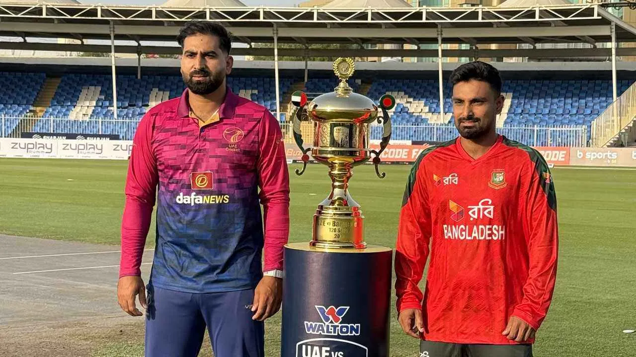 আরব আমিরাতের বিপক্ষে ব্যাটিংয়ে বাংলাদেশ