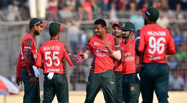 বিসিবির কেন্দ্রীয় চুক্তিতে আছেন যারা