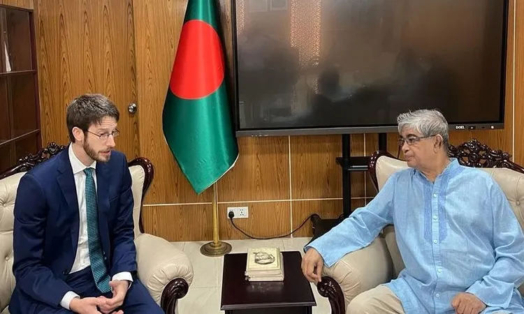 বাংলাদেশে গুগলের ডাটা সেন্টার স্থাপনের আহ্বান মোস্তাফা জব্বারের