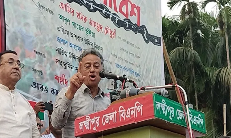 আমেরিকার ভিসা নীতিতে সরকারের ঘুম হারাম: আমির খসরু