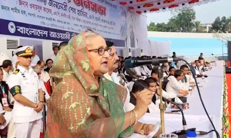 অগ্রযাত্রা অব্যাহত রাখতে নৌকায় ভোট দিন: প্রধানমন্ত্রী