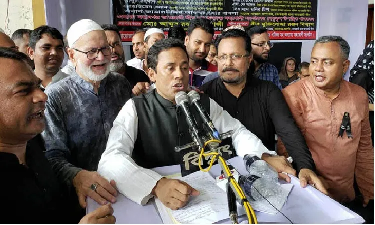 বঙ্গবন্ধু ছিলেন বাংলার হ্যামিলনের বাঁশিওয়ালা: সুজিত রায় নন্দী