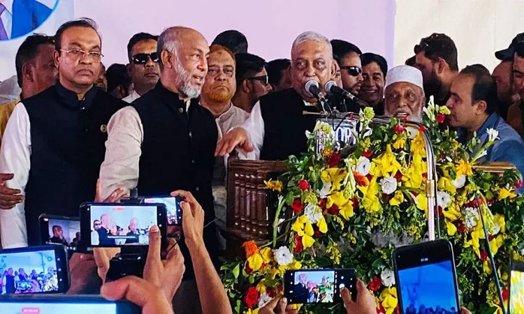 গরিব দেখতে হলে মিউজিয়ামে যেতে হবে: স্বরাষ্ট্রমন্ত্রী