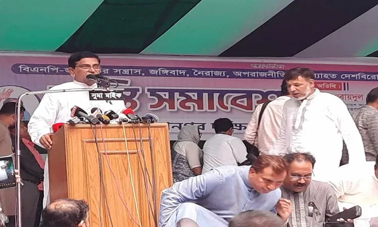 সব বাধা অতিক্রম করে দেশকে এগিয়ে নিয়ে যাব: হানিফ