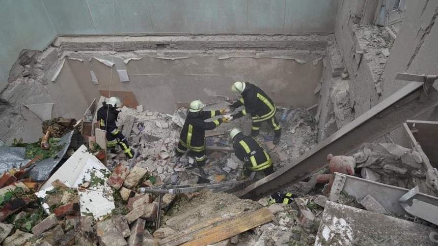 4 killed as Russian missile strikes apartment block in Lviv