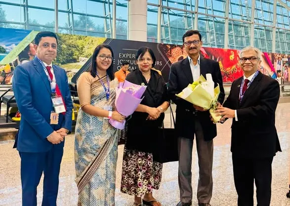 মালয়েশিয়ায়  পৌছেছেন পররাষ্ট্র উপদেষ্টা
