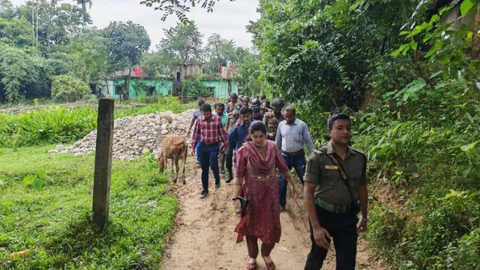 সিলেটে আড়াই লাখ ঘনফুট পাথর উদ্ধার
