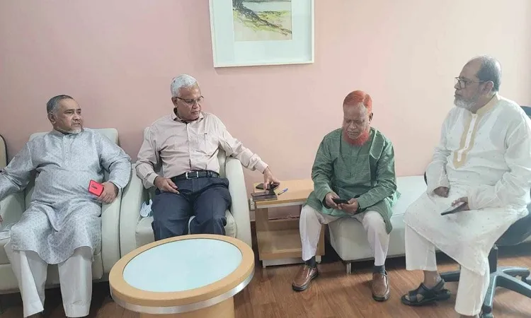 খালেদা জিয়াকে বিদেশ পাঠিয়ে সু-চিকিৎসার দাবি জামায়াতের