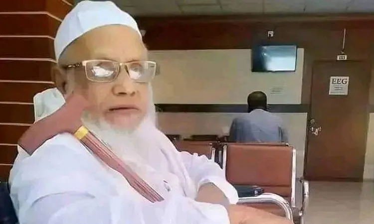হাটহাজারী মাদারাসার প্রধান মুফতি নূর আহমদের ইন্তেকাল