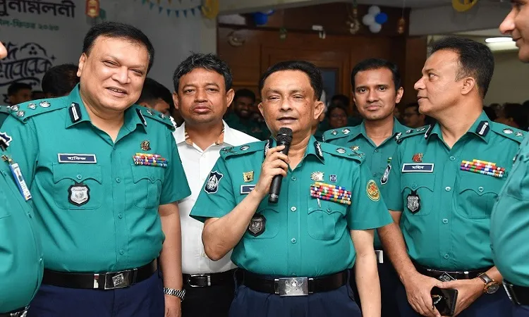 ডিএমপির নিরাপত্তায় নগরবাসীর স্বস্তির ঈদ উদযাপন