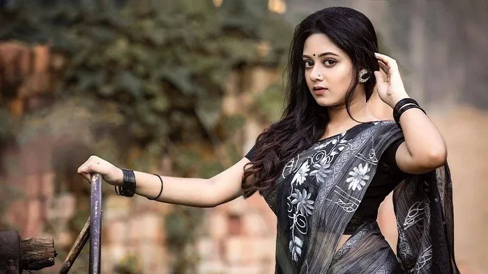 টিকটক করার সময় নেই: চিত্রনায়িকা দীঘি